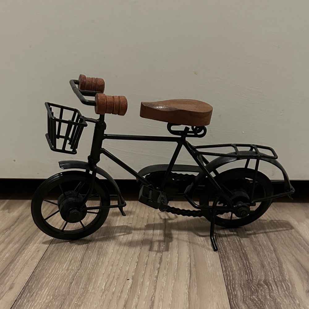 Vintage-Style Metal and Wood Bicycle Figurine Statue